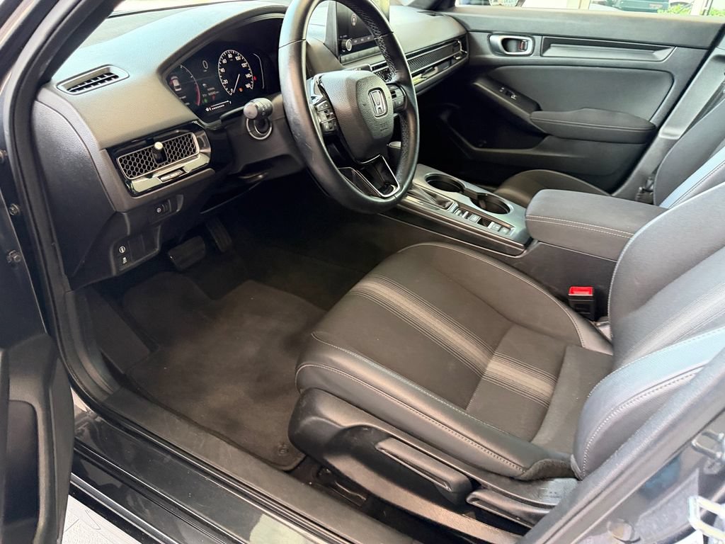 Used 2024 Honda Civic Sport image 11