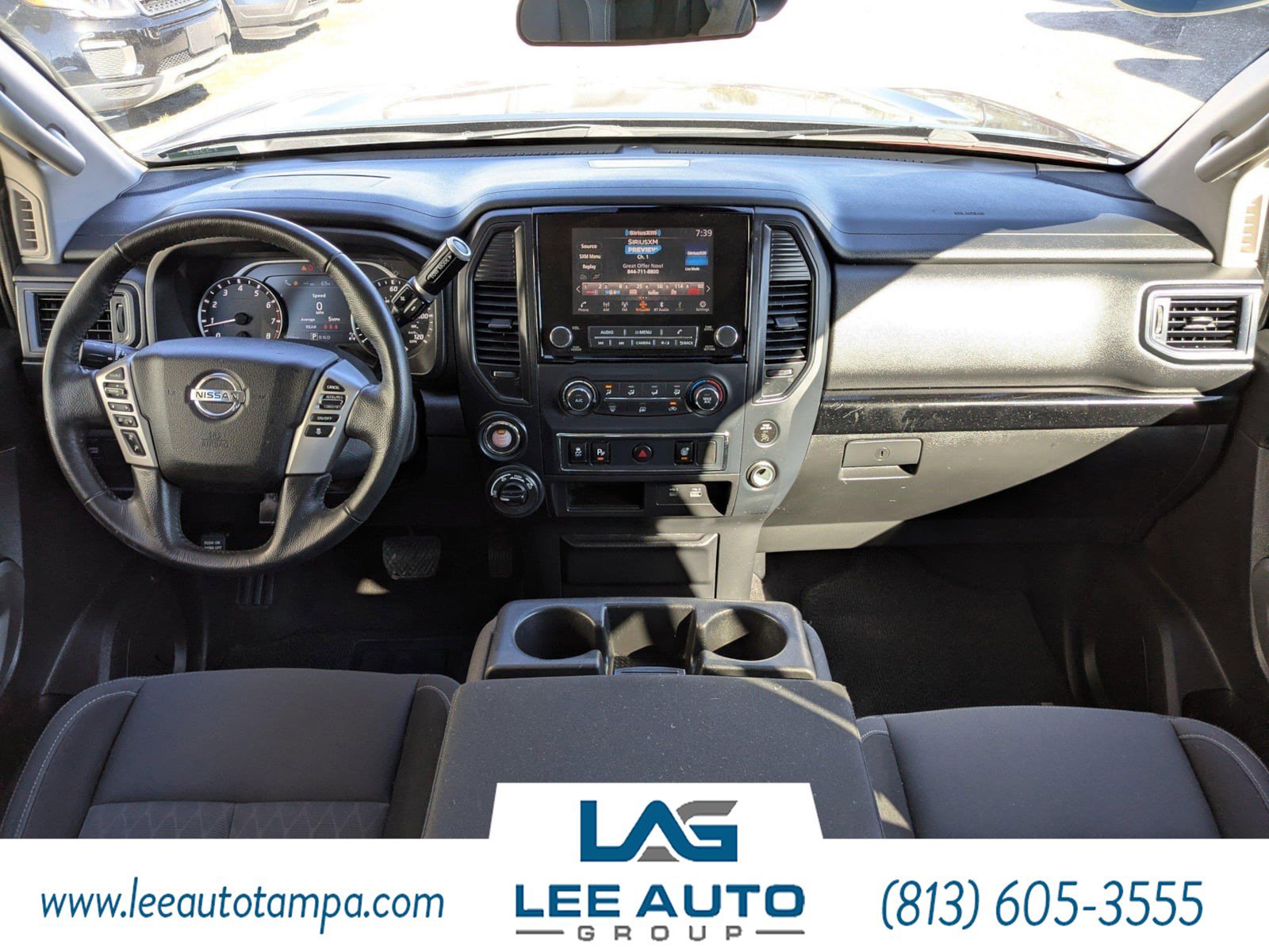 Used 2023 Nissan Titan SV image 14