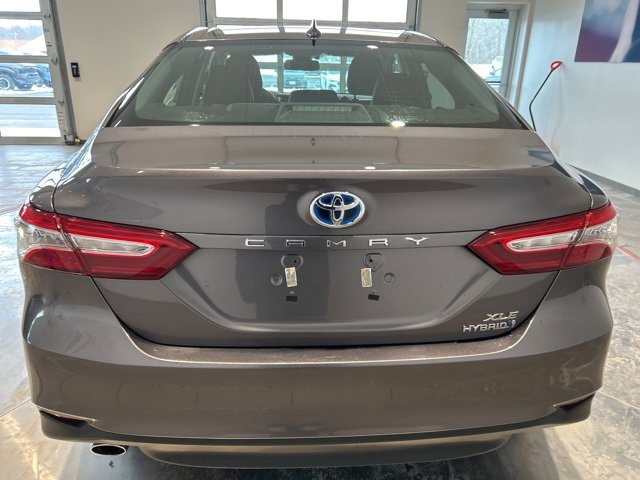 Used 2019 Toyota Camry XLE w/ Sunroof Package image 6