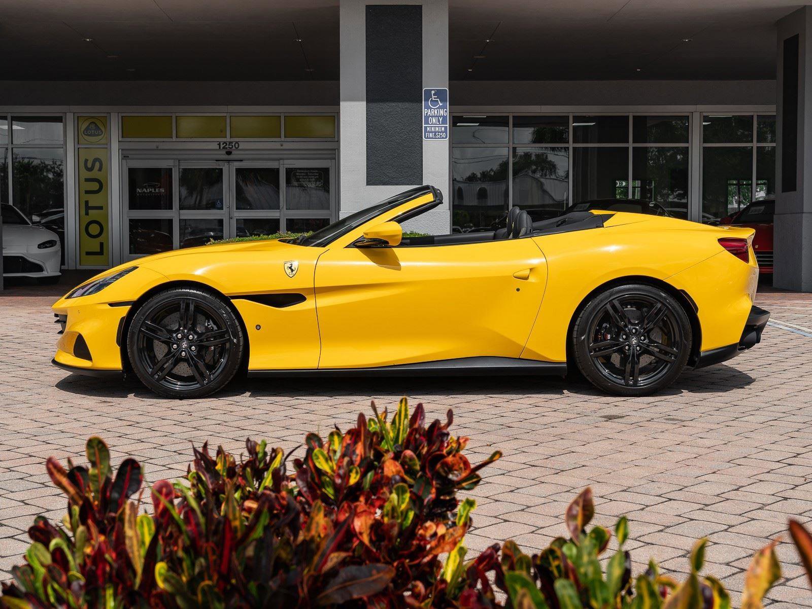 Used 2022 Ferrari Portofino M image 11