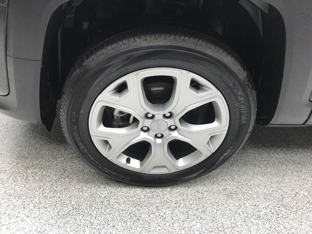 Used 2023 Jeep Renegade Limited AWD/4WD image 7