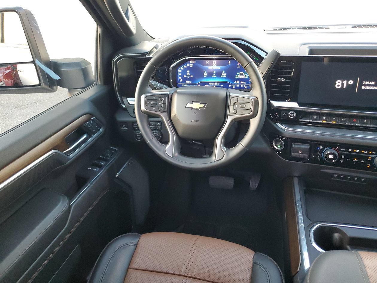 Used 2025 Chevrolet Silverado 3500 High Country w/ High Country Premium Package AWD/4WD image 13