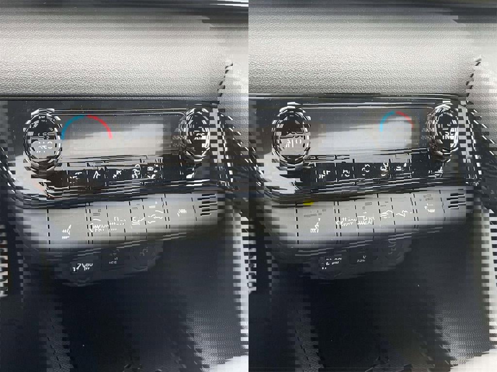 New 2026 Hyundai Elantra SEL Sport Premium image 36