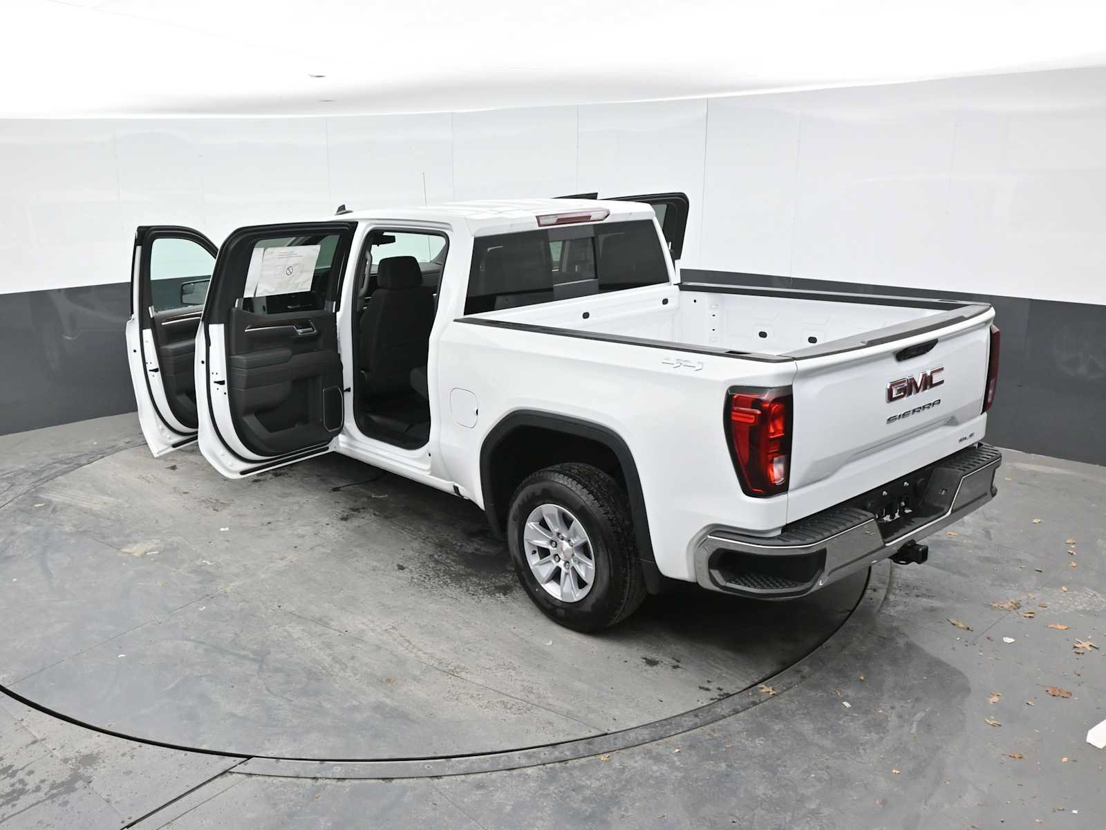 New 2026 GMC Sierra 1500 SLE w/ Preferred Package AWD/4WD image 49