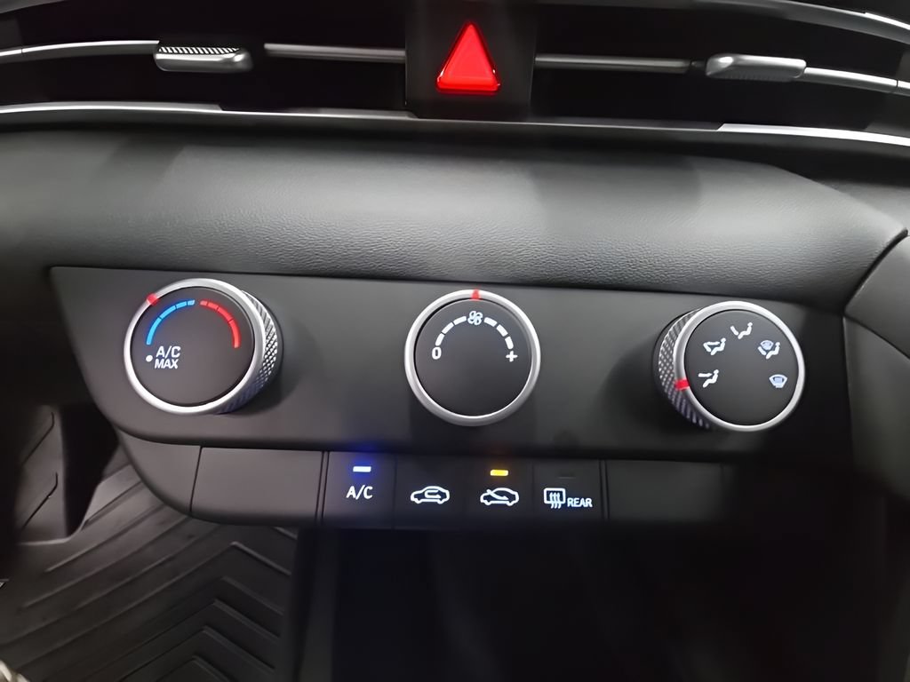 New 2026 Hyundai Elantra SE FWD image 27