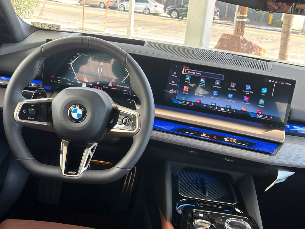 New 2026 BMW 530i w/ Executive Package RWD image 18