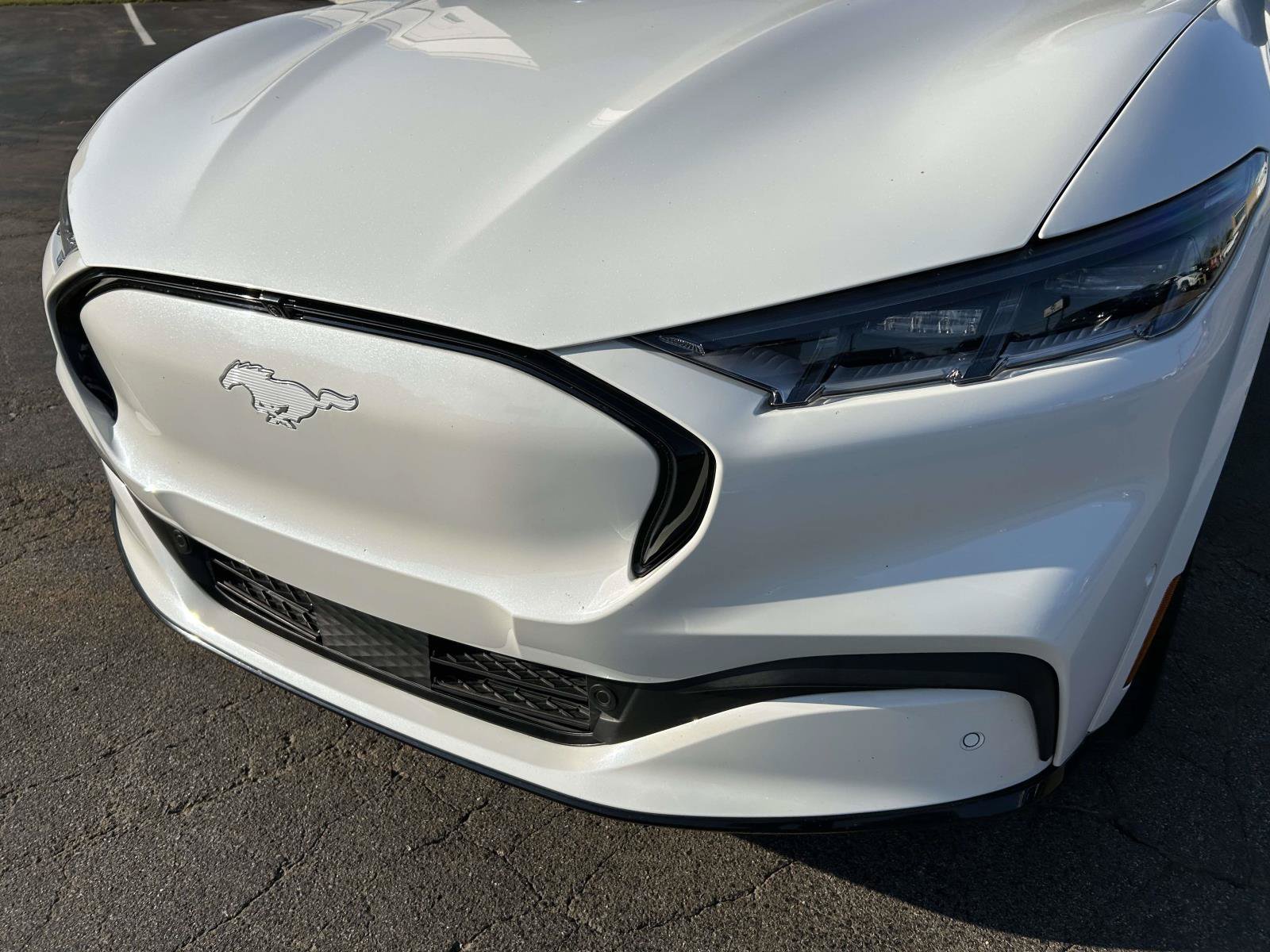 Used 2022 Ford Mustang Mach-E Premium w/ Ice White Appearance Package AWD/4WD image 11