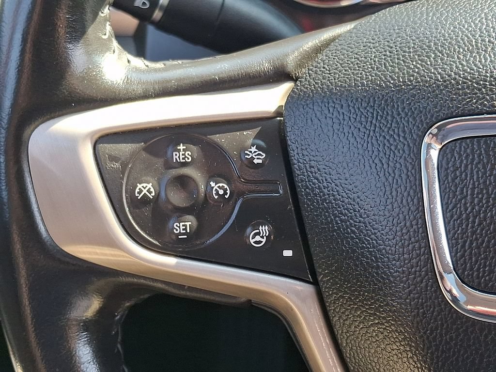 Used 2018 GMC Acadia Denali w/ Technology Package AWD/4WD image 22