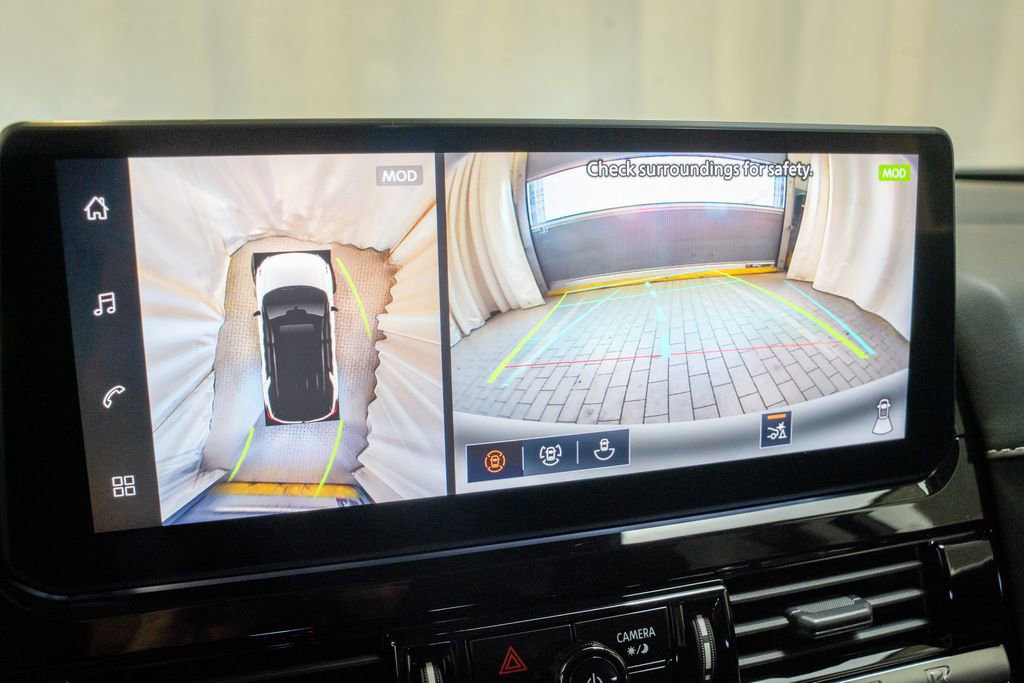 New 2026 Nissan Pathfinder SL image 10