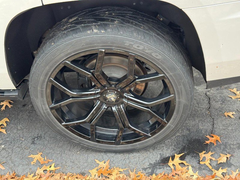 Used 2018 GMC Yukon Denali w/ Denali Ultimate Package image 5