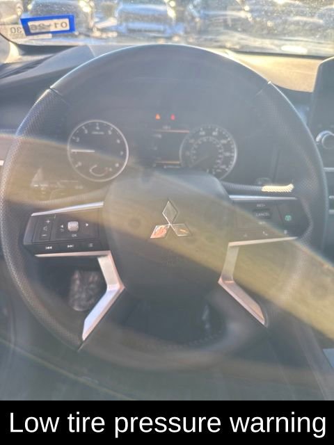 Used 2024 Mitsubishi Outlander FWD image 8