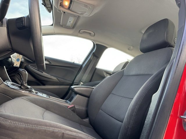 Used 2018 Chevrolet Cruze LT image 9