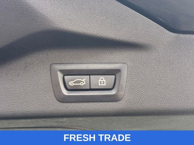 Used 2022 BMW X7 xDrive40i w/ Premium Package image 13