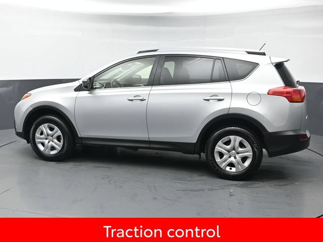 Used 2014 Toyota RAV4 LE AWD/4WD image 4