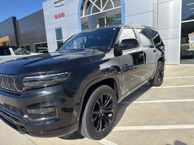 Used 2022 Jeep Grand Wagoneer Series II AWD/4WD image 14
