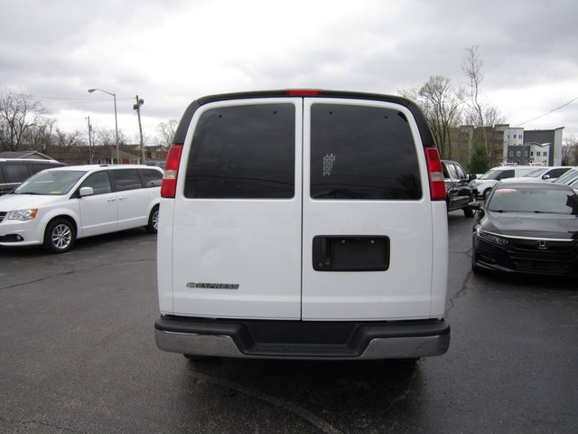 Used 2019 Chevrolet Express 3500 LT w/ LT Preferred Equipment Group RWD image 23
