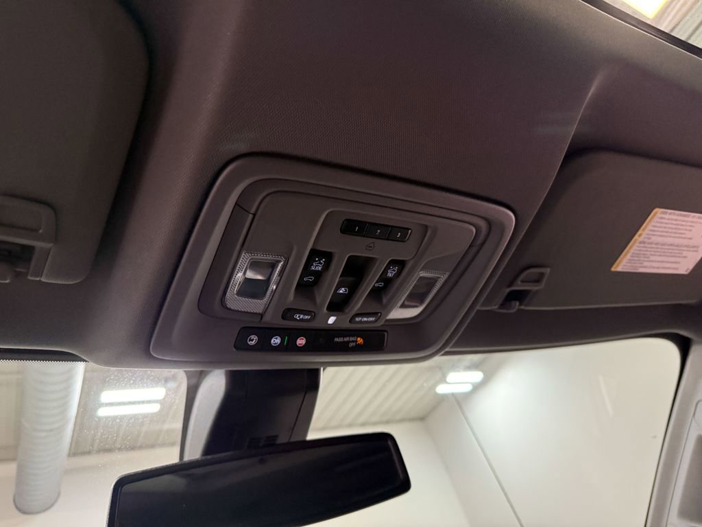 Used 2020 GMC Sierra 1500 SLT w/ SLT Premium Plus Package image 82