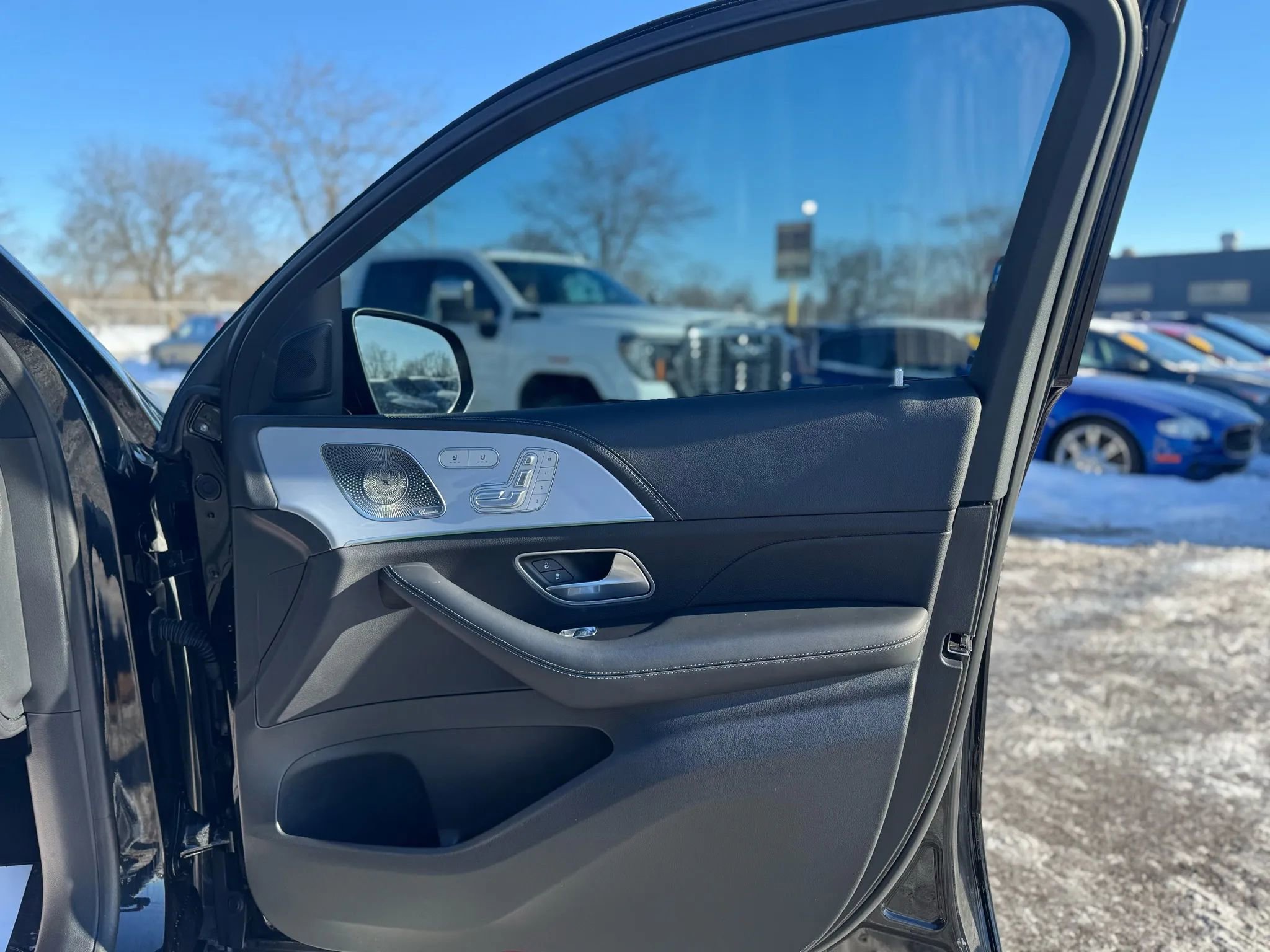 Used 2024 Mercedes-Benz GLE 53 AMG 4MATIC Coupe image 33