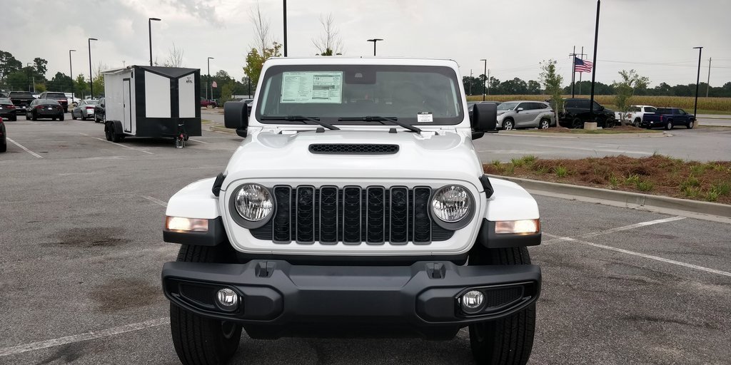 New 2025 Jeep Gladiator Sport image 15