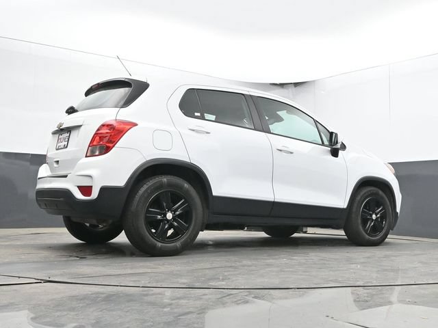 Used 2020 Chevrolet Trax LS FWD image 22