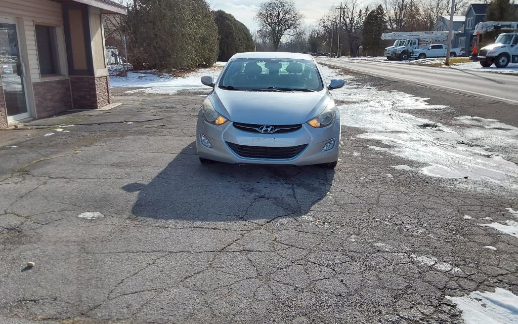 Used 2012 Hyundai Elantra GLS w/ Preferred Pkg 3 image 3