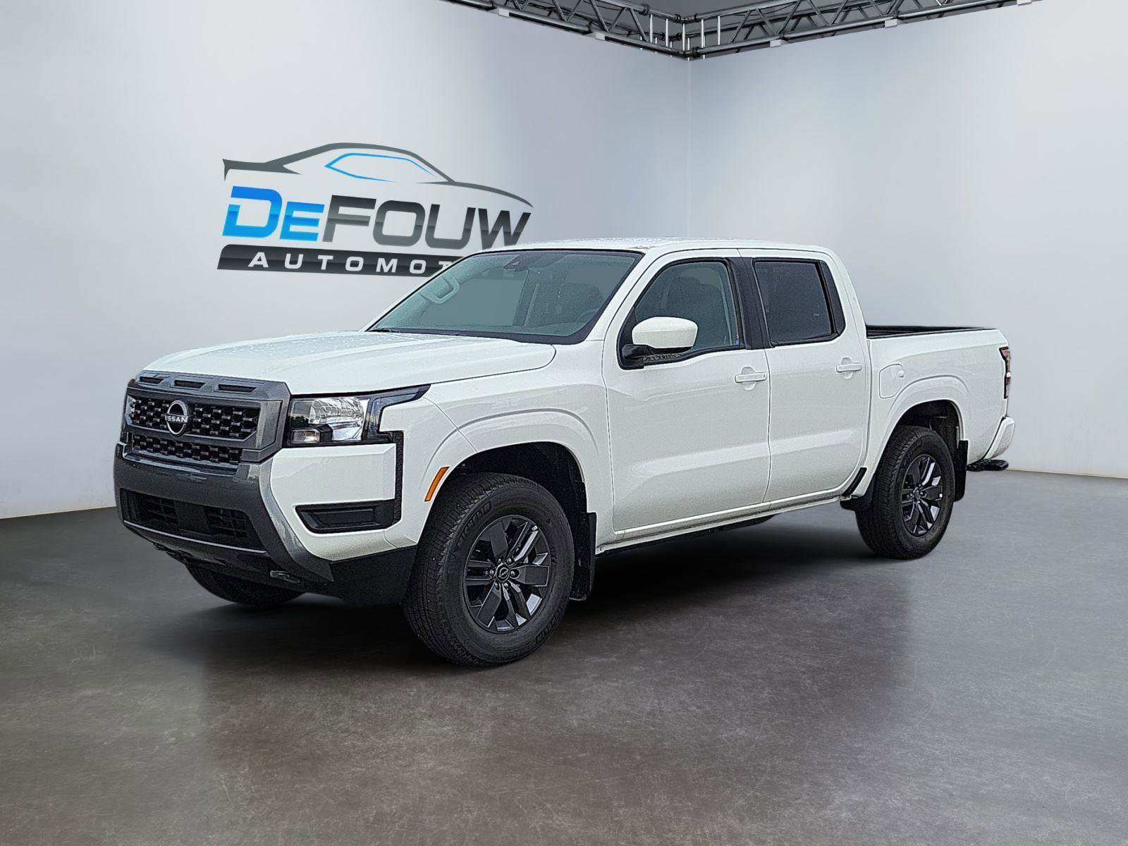 Used 2025 Nissan Frontier SV image 7