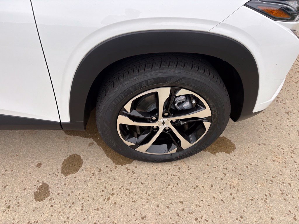 New 2026 Chevrolet Trax RS w/ Sunroof Package FWD image 47