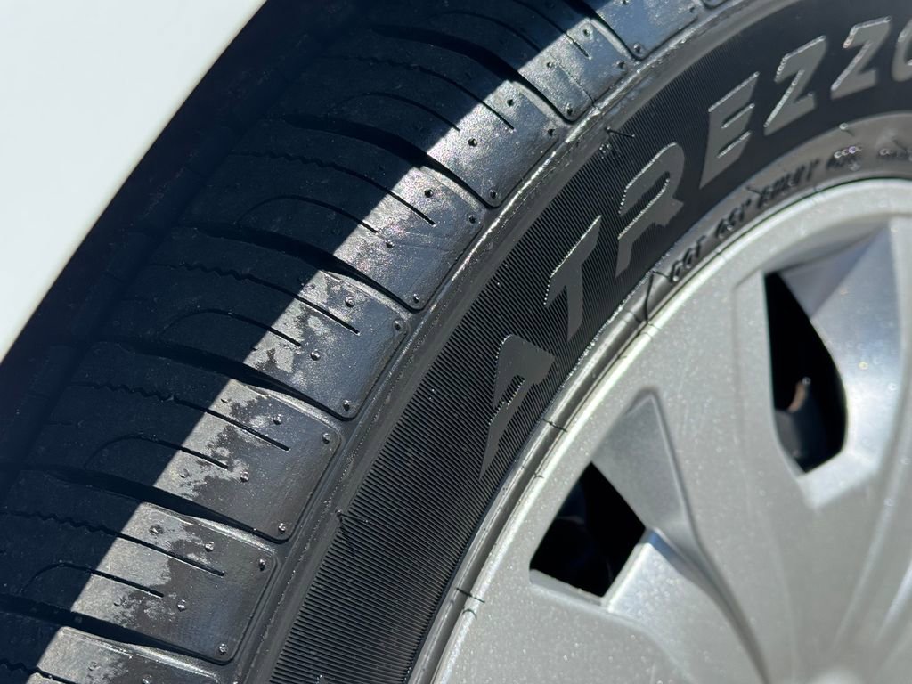 Used 2022 Ford Transit Connect XL image 11