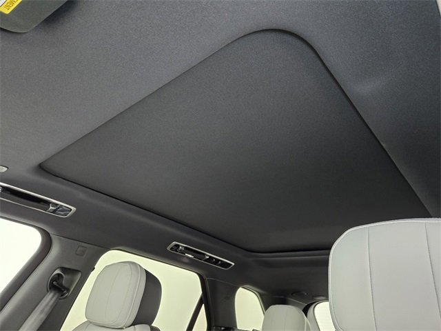 New 2026 Land Rover Range Rover Sport Dynamic SE image 11