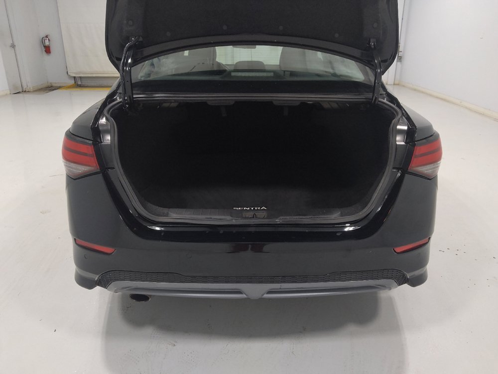 Used 2022 Nissan Sentra SR w/ Trunk Package FWD image 29