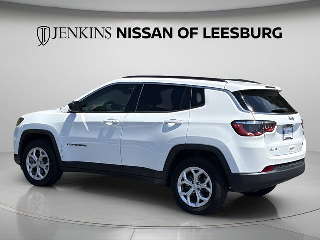 Used 2024 Jeep Compass Latitude AWD/4WD image 11