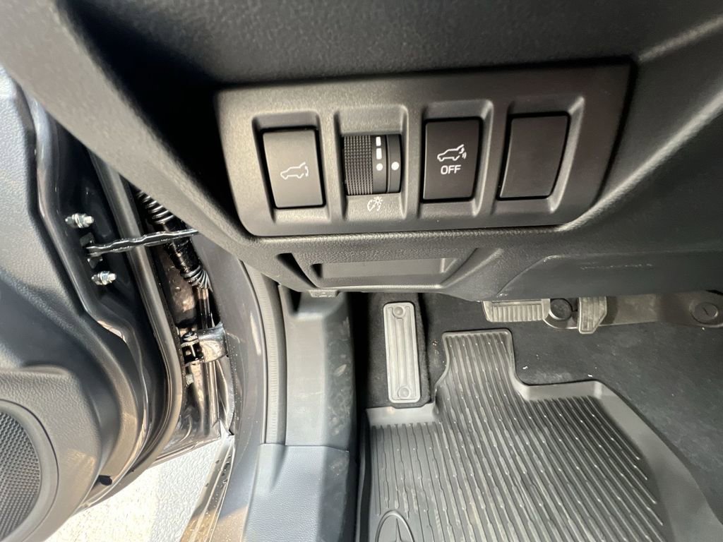 New 2025 Subaru Outback Touring XT image 18