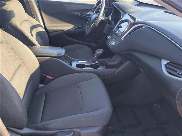 Used 2021 Chevrolet Malibu RS FWD image 19