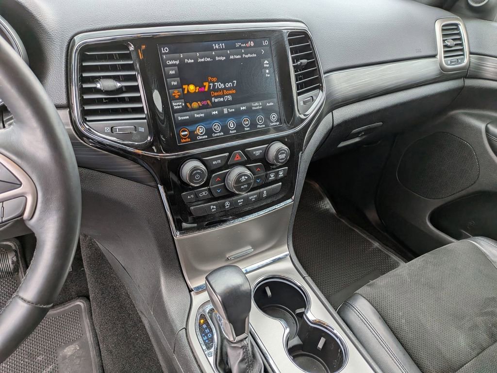 Used 2022 Jeep Grand Cherokee Laredo X image 22