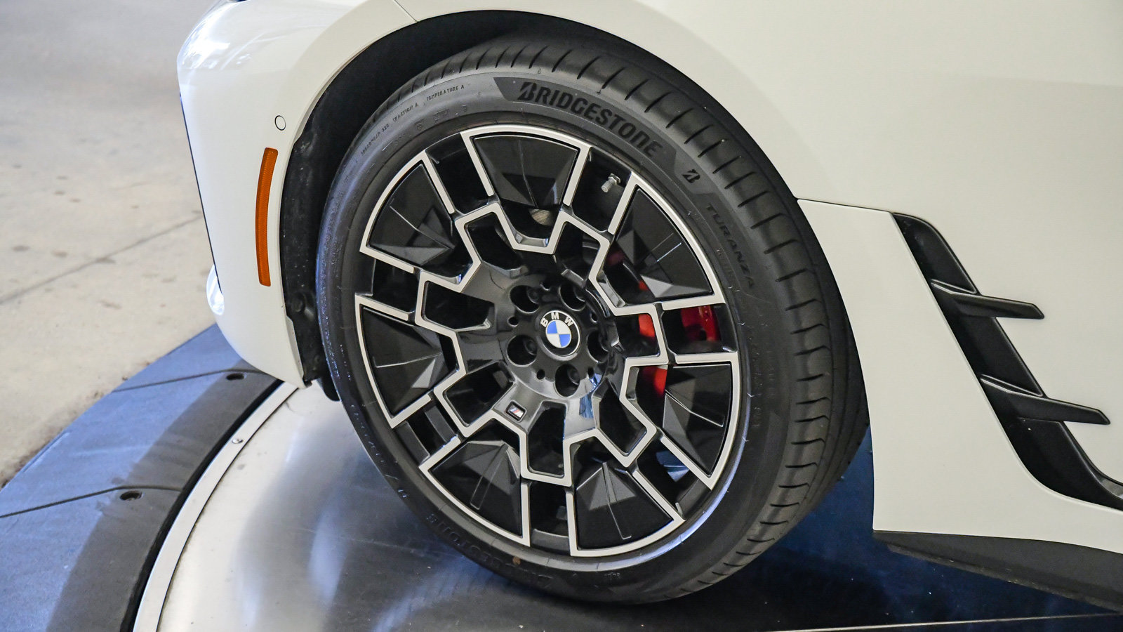 Used 2026 BMW i4 eDrive40 w/ M Sport Package RWD image 10