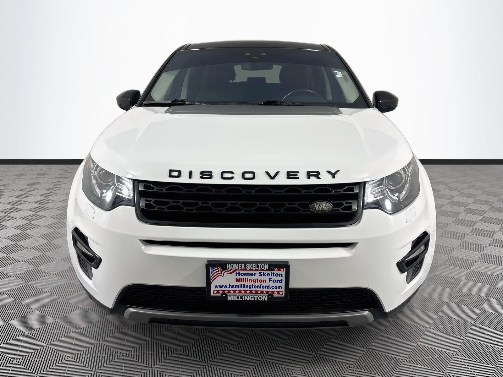 Used 2017 Land Rover Discovery Sport HSE AWD/4WD image 2