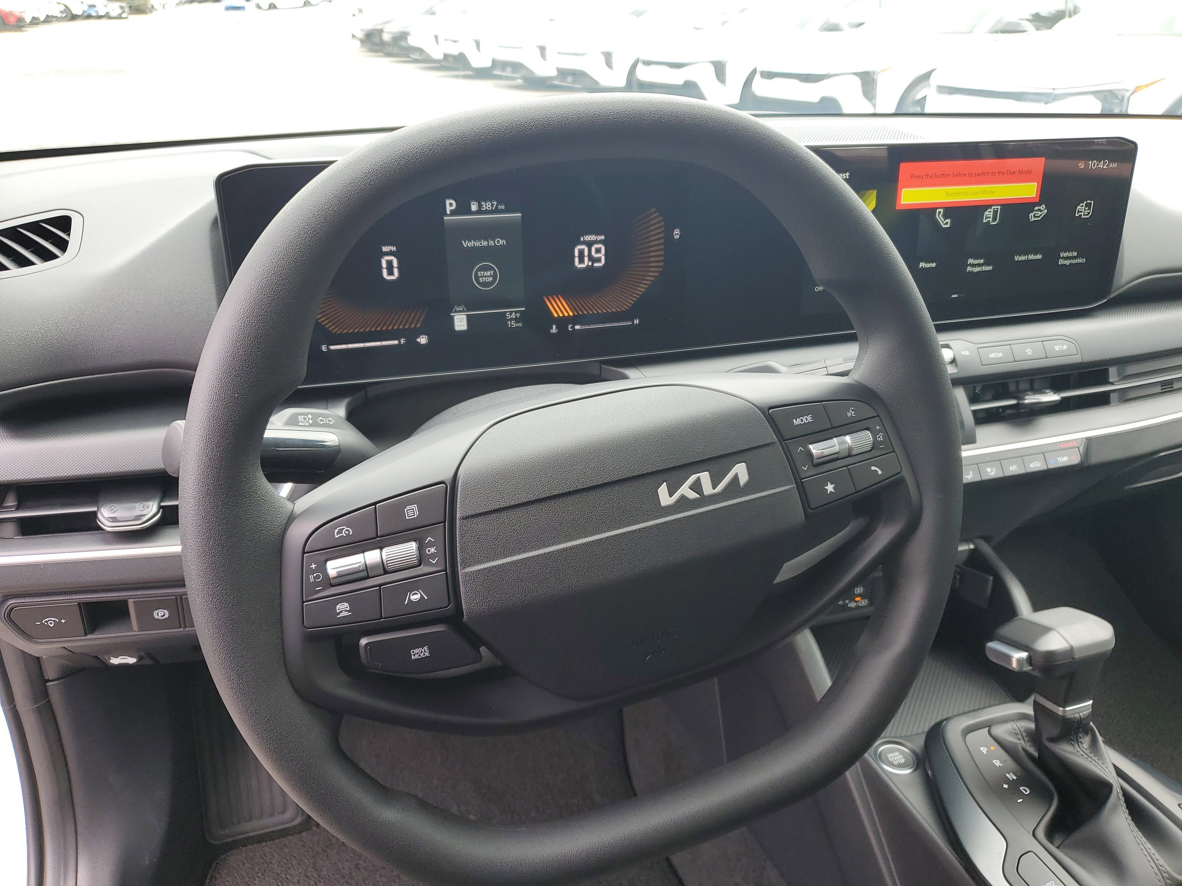 New 2025 Kia K4 LXS image 16