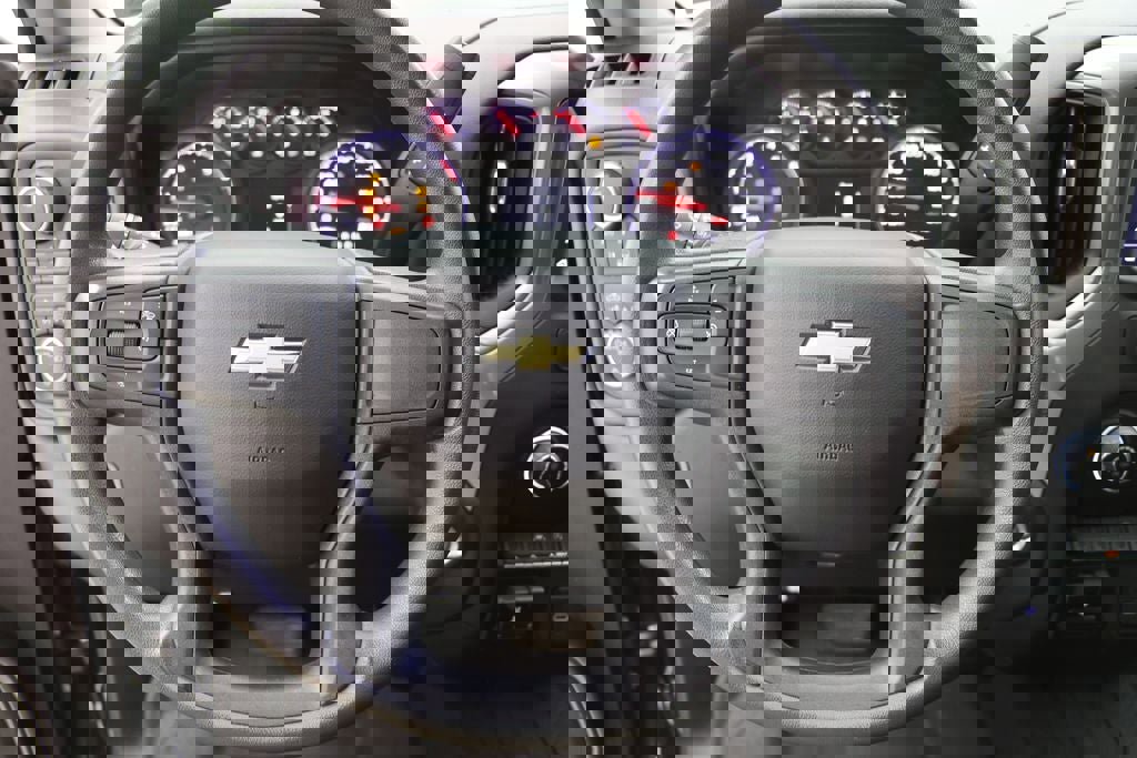 Used 2024 Chevrolet Silverado 1500 Custom AWD/4WD image 21