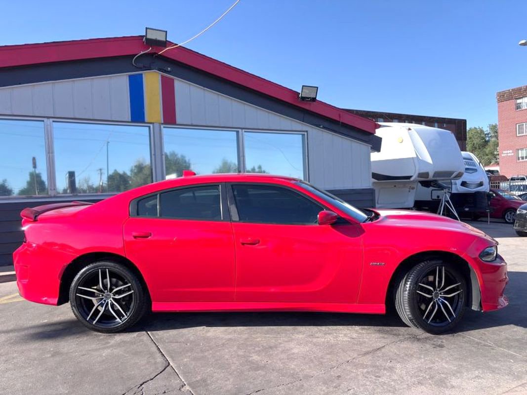 Used 2019 Dodge Charger R/T image 3