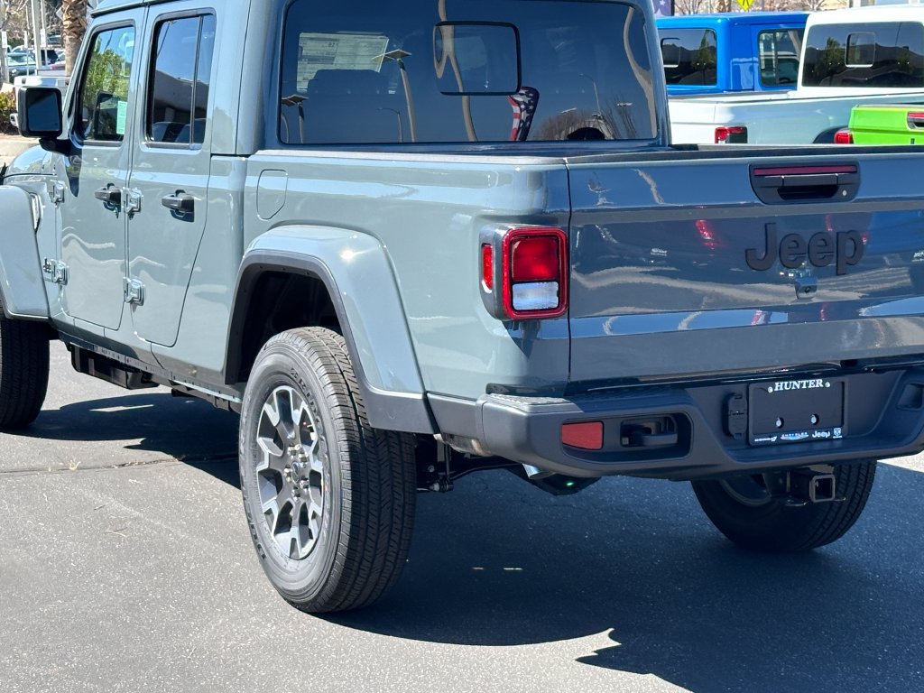 New 2026 Jeep Gladiator Sport AWD/4WD image 5
