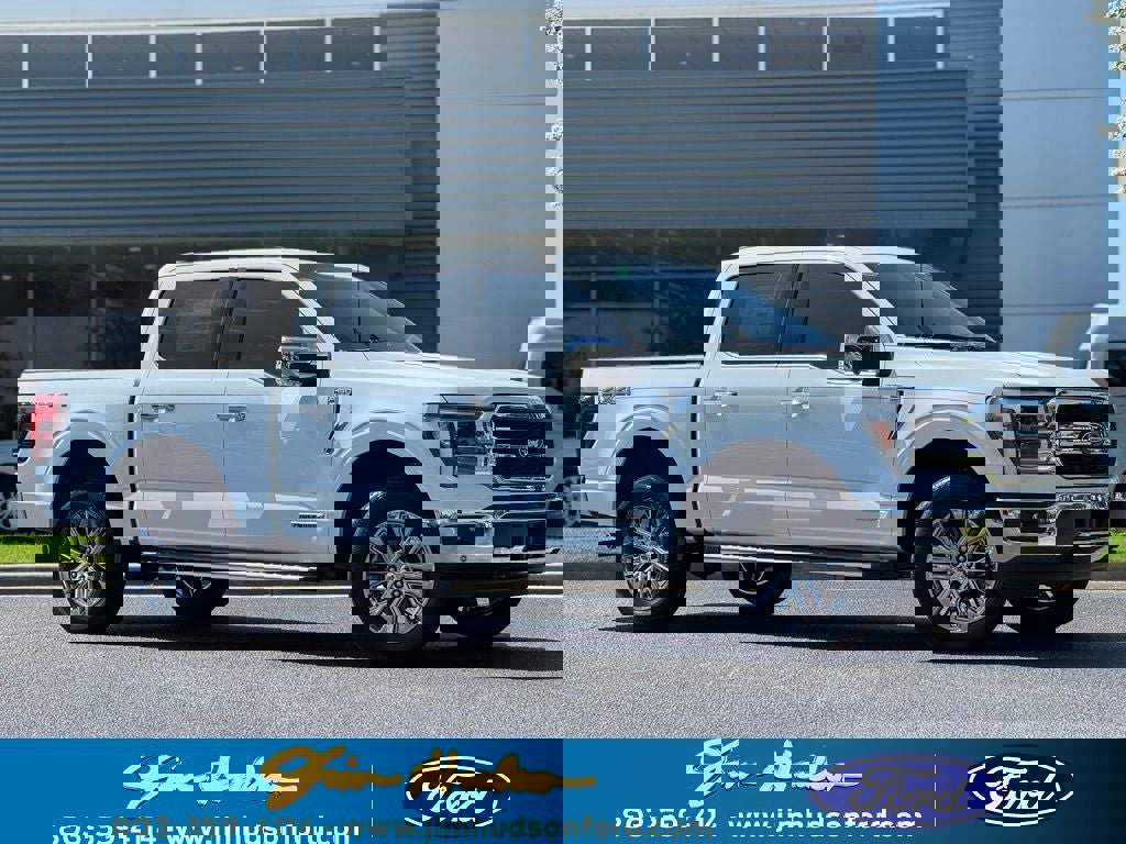 New 2025 Ford F150 Lariat w/ Equipment Group 501A Mid