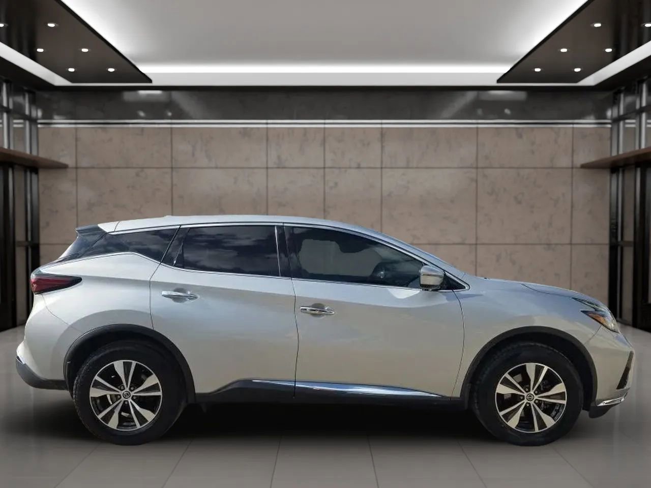 Used 2019 Nissan Murano S image 9