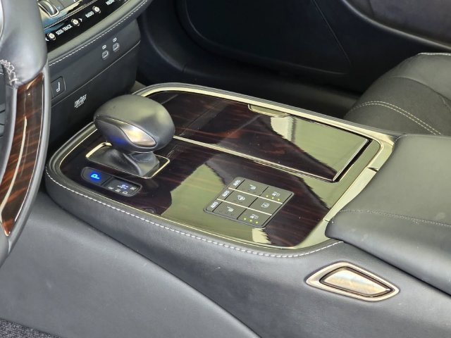 Certified 2023 Lexus LS 500 w/ Interior Upgrade Package RWD image 23