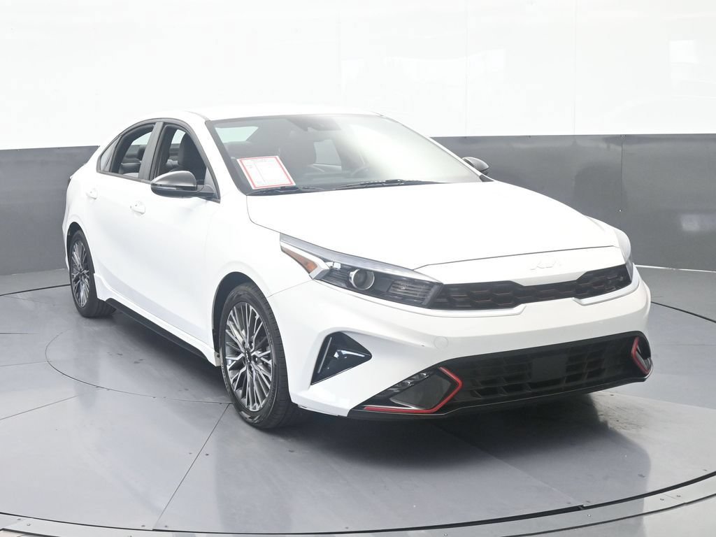 Used 2022 Kia Forte GT-Line w/ GT-Line Technology Package FWD image 9