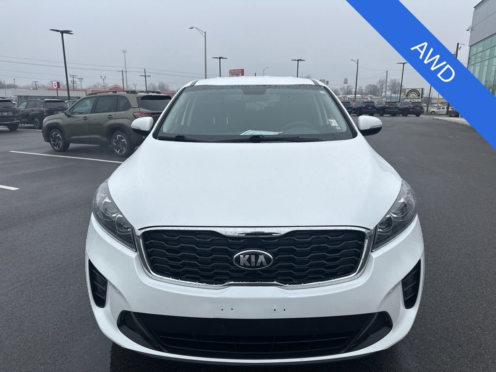 Used 2019 Kia Sorento LX image 2