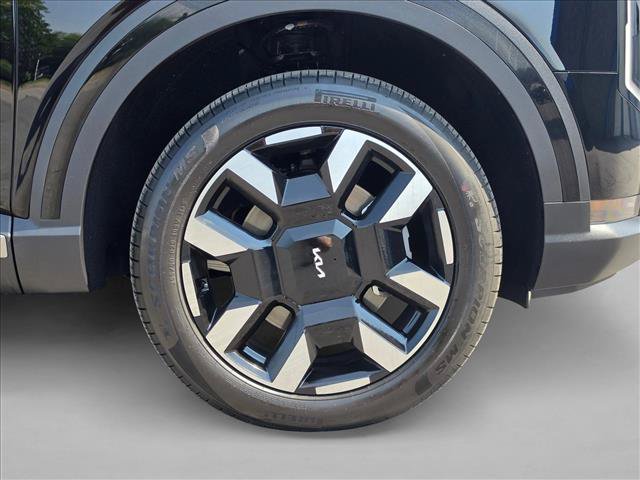 Used 2027 Kia Telluride S w/ Towing Package AWD/4WD image 9