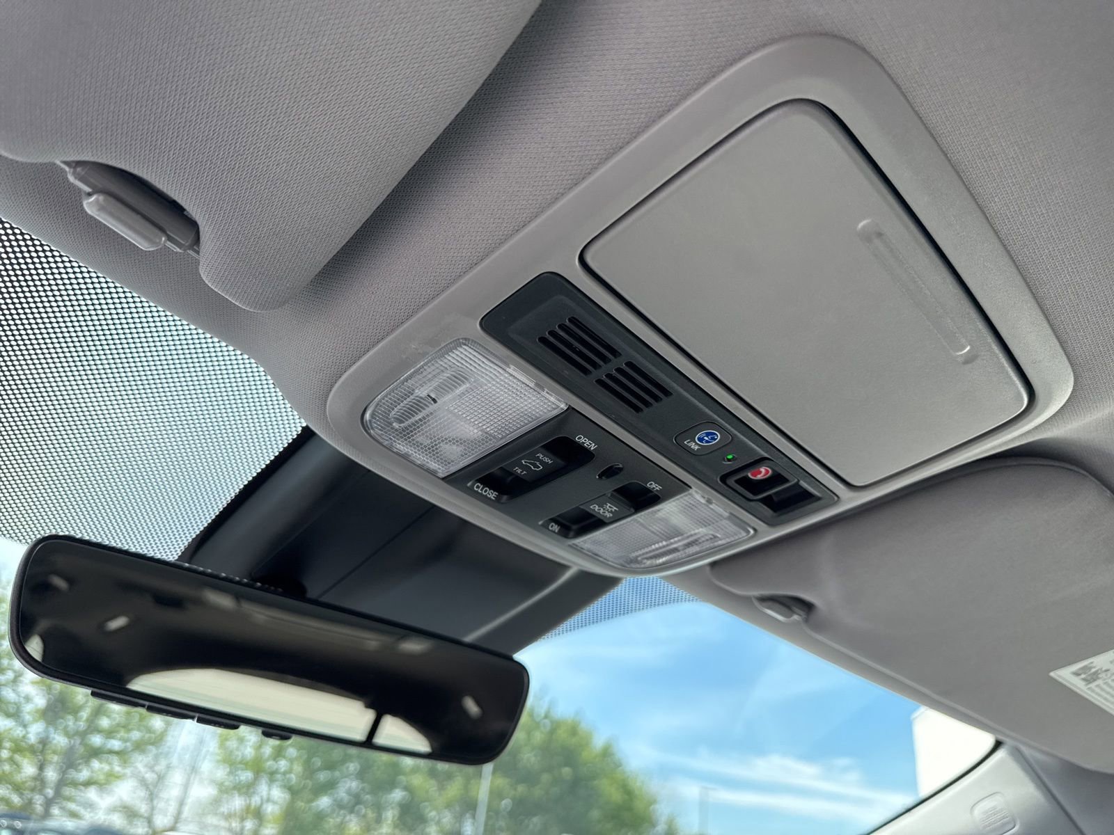 Used 2020 Honda Odyssey Elite image 33