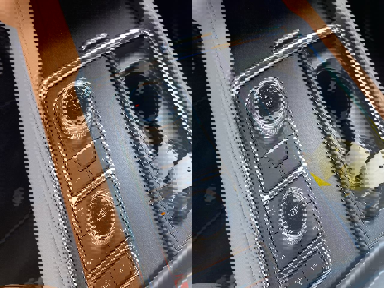 Used 2024 Ford Expedition Platinum image 16