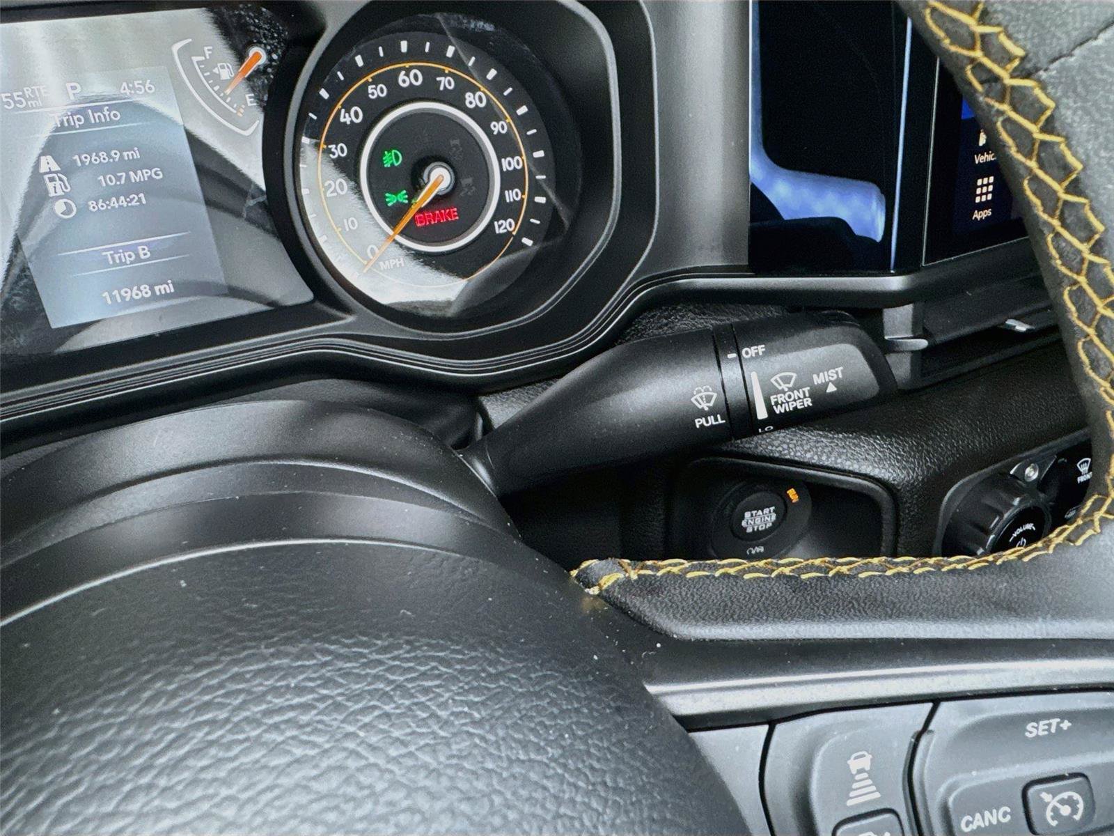 Used 2024 Jeep Gladiator Sport AWD/4WD image 6