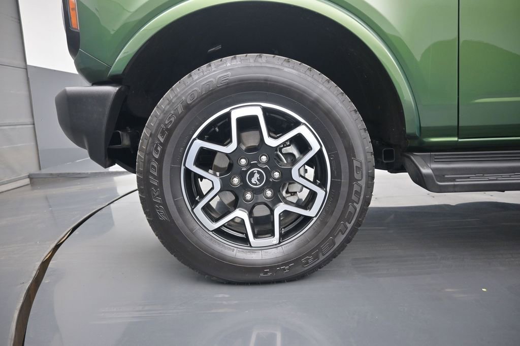 Used 2025 Ford Bronco Outer Banks AWD/4WD image 25